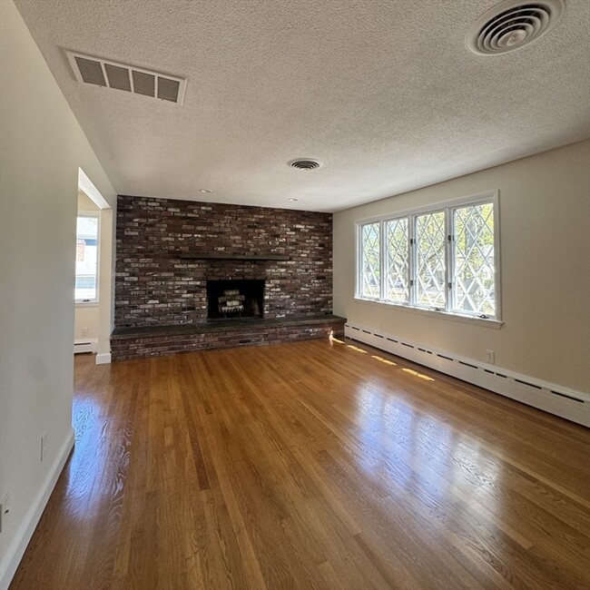 Building Photo - 725 VFW Parkway