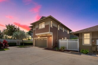 Building Photo - Kahoma Village: Fully furnished 4-bedroom, 2.5-bath home