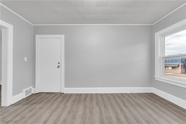 Building Photo - 4657 Warner Rd