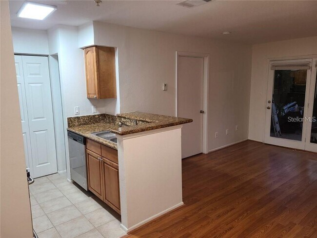 Building Photo - 208 Afton Square