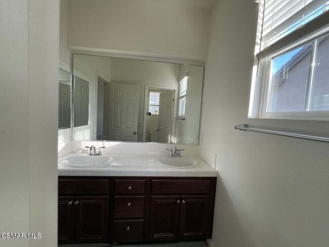 Building Photo - 708 Owens River Dr