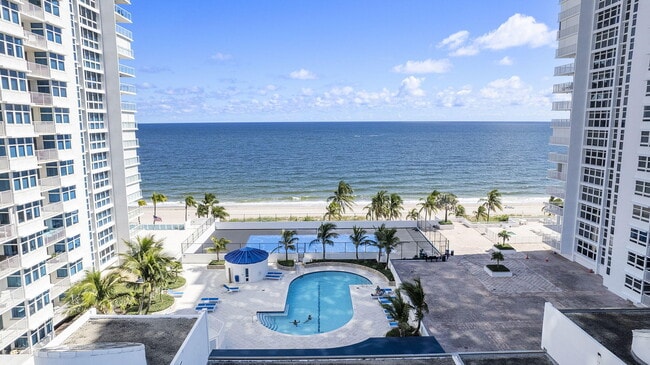 Building Photo - 1360 S Ocean Blvd