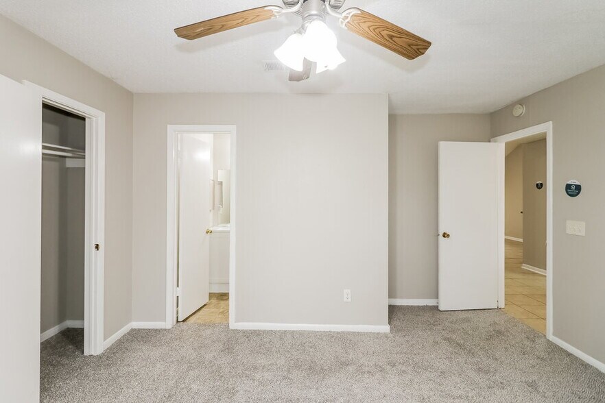 Building Photo - 19523 Elmtree Estates Dr
