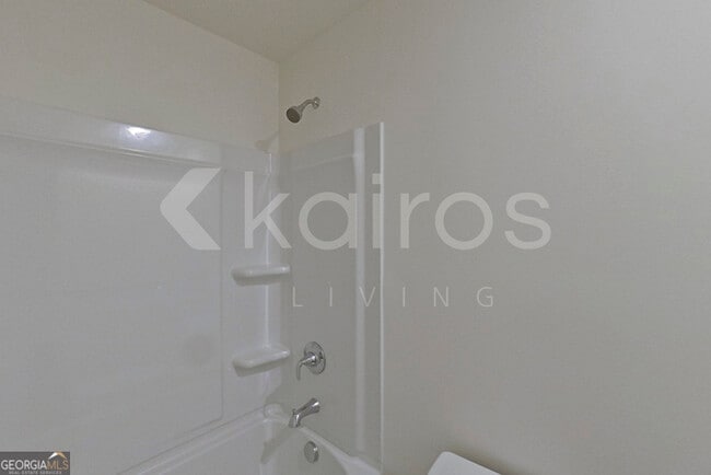 Building Photo - 112 Flat Rock Ml Trl