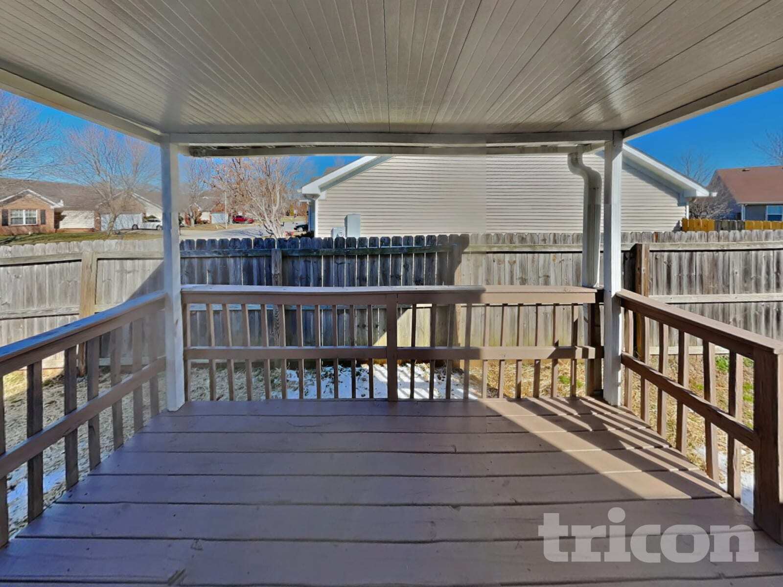 Building Photo - 3230 Oneida Ct