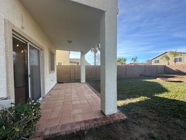 Building Photo - Mesa East Valley Home near Desert Ridge High