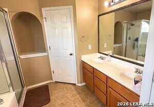 Building Photo - 215 Bright Chase