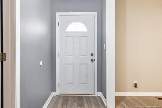 Building Photo - 6433 Milford Rd