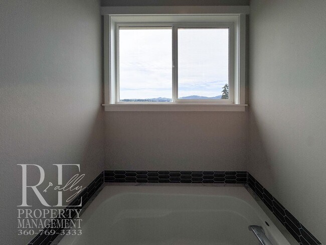 Building Photo - Modern 3-Story Bremerton Home with Water Views on Every Level