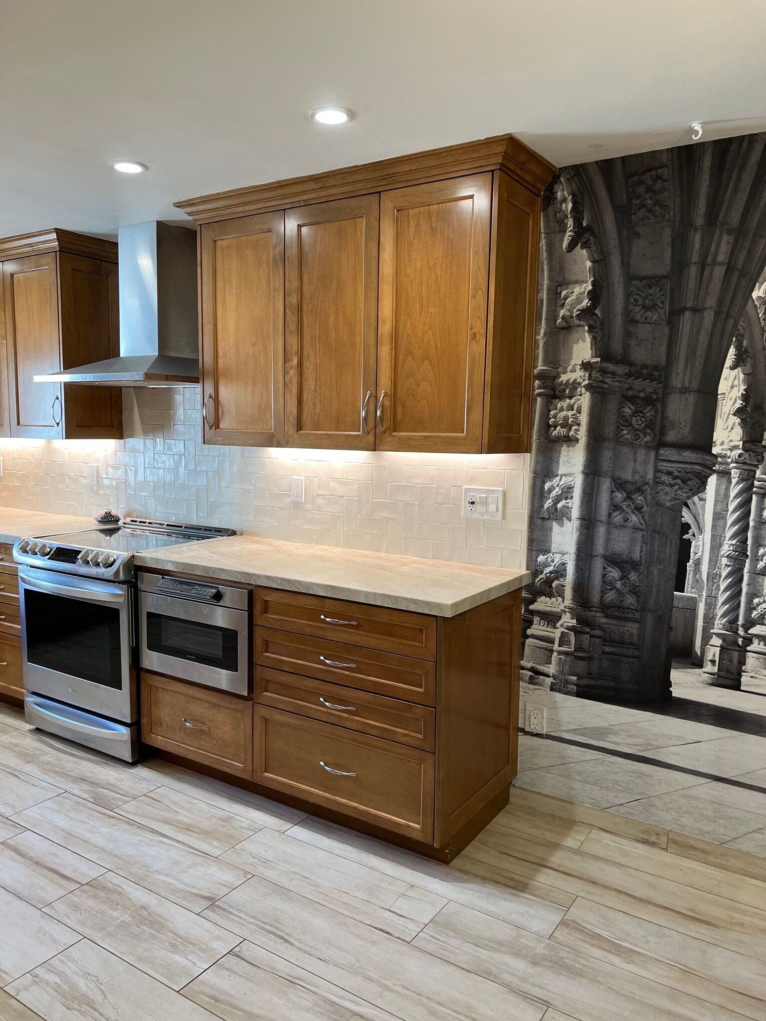 drawer microwave - 17738 Valle de Lobo Dr