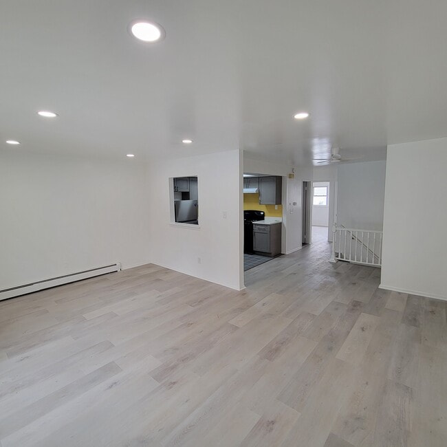 Building Photo - 6105 Palisade Ave