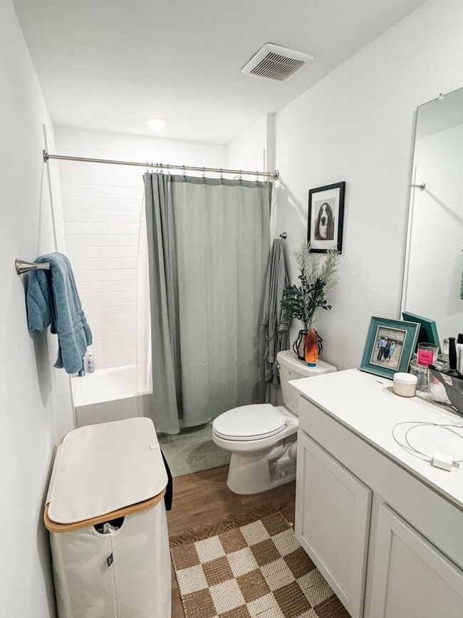 Building Photo - NEW HOME IN PLEASANT HILL AVAILABLE FOR DECEMBER MOVE IN!