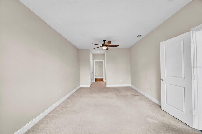 Building Photo - 7517 Laureate Blvd