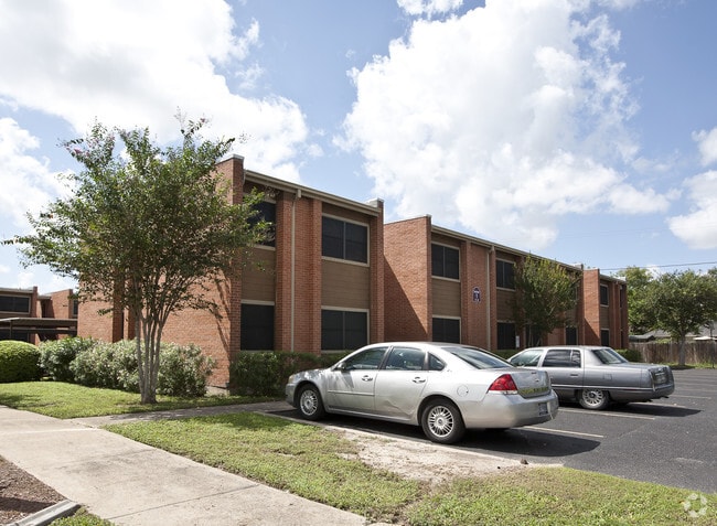 Primary Photo - North Star Village Apartments