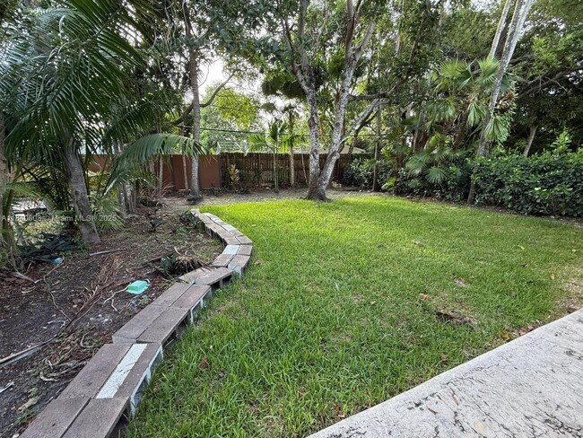 Building Photo - 11011 SW 79th Ave