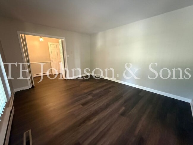 Building Photo - 2722 Winslow Ln