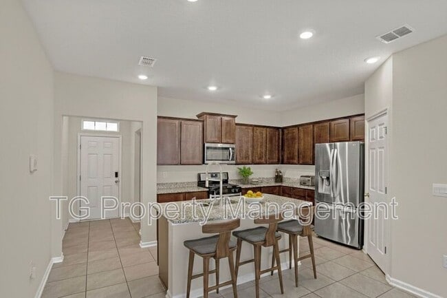 Building Photo - 443 Coastline Way