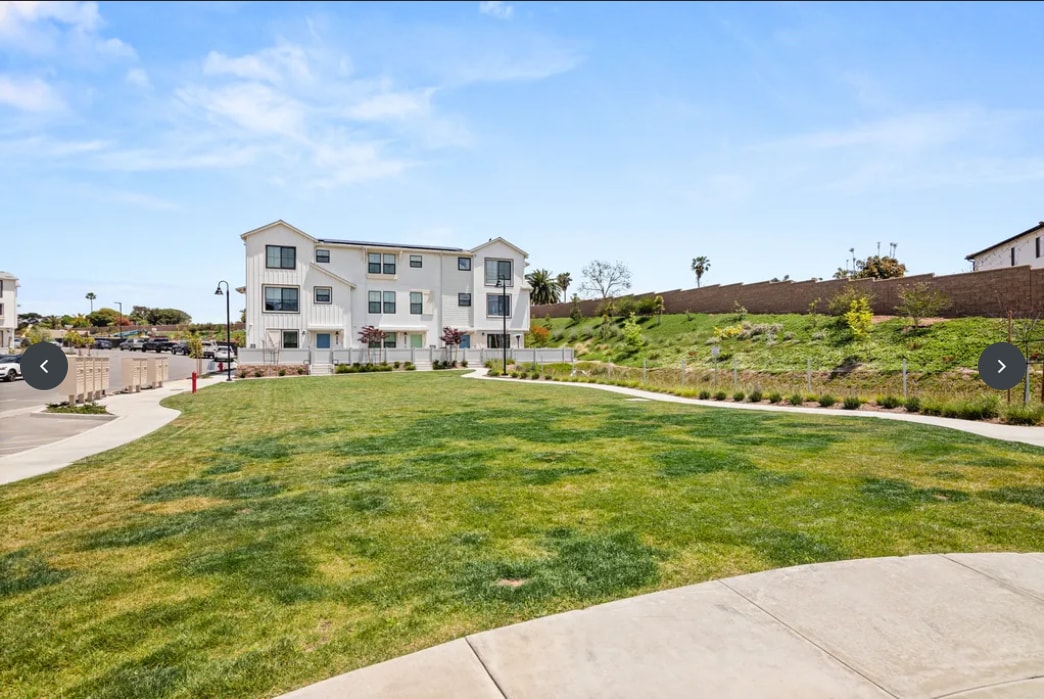 Building Photo - 2524 Chamomile Ln