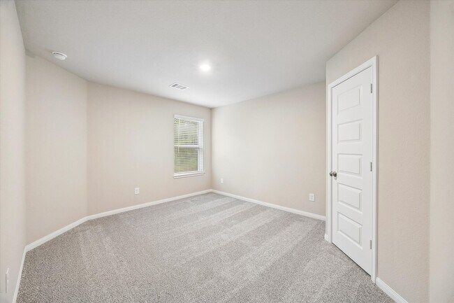 Building Photo - 13520 Sauger Ct