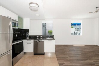 Building Photo - 3339 Virginia St