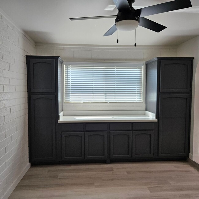 Building Photo - Remodeled home for Rent