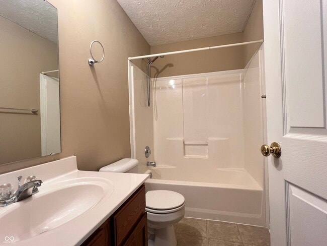 Building Photo - 3332 Decker Ridge Dr