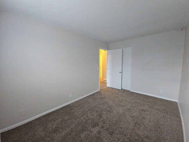 Building Photo - 9196 Gila Dr