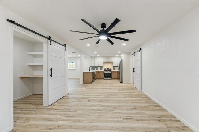 Building Photo - 3411 80th St