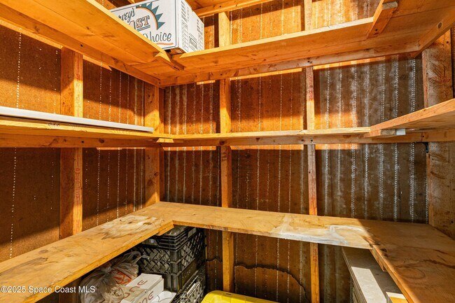 Building Photo - 115 Indian River Dr