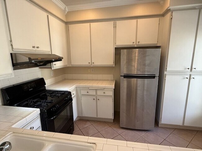 Building Photo - Modern Montecido Condo in Portola Hills | Vaulted Ceilings & Direct Access Garage