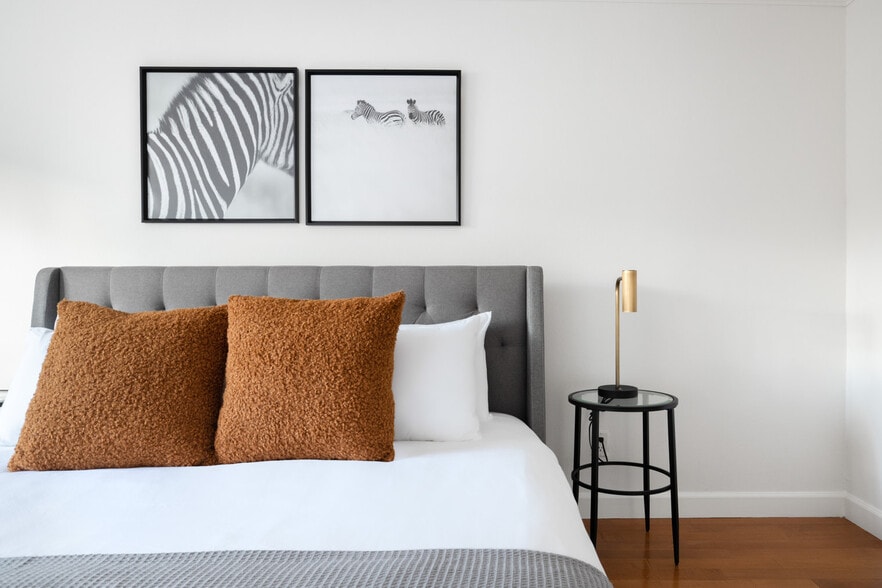 Building Photo - 11908 Dorothy St