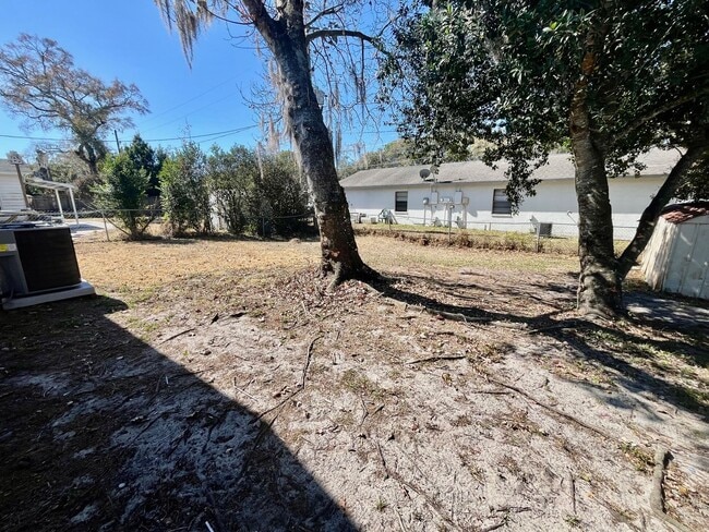 Building Photo - 4709 Larch Dr