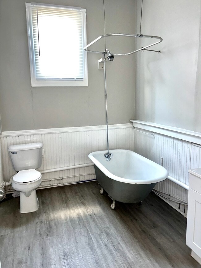 Building Photo - 2826 Saint Xavier St