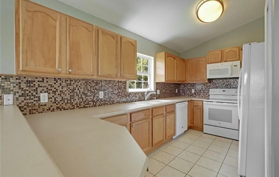 Building Photo - 478 S Horseshoe Rd
