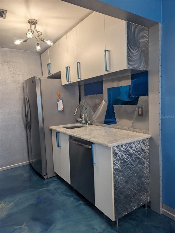 Building Photo - 5011 Starfish Dr SE