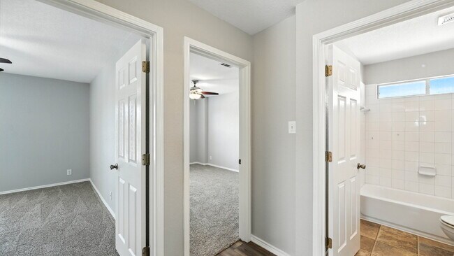 Building Photo - Amazing home in Avery Park