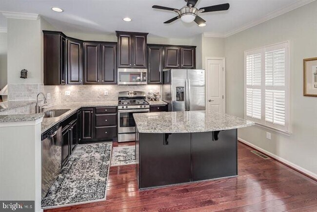 Building Photo - 45954 Iron Oak Terrace