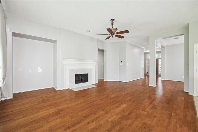 Building Photo - 9527 Shadow Gate Ln