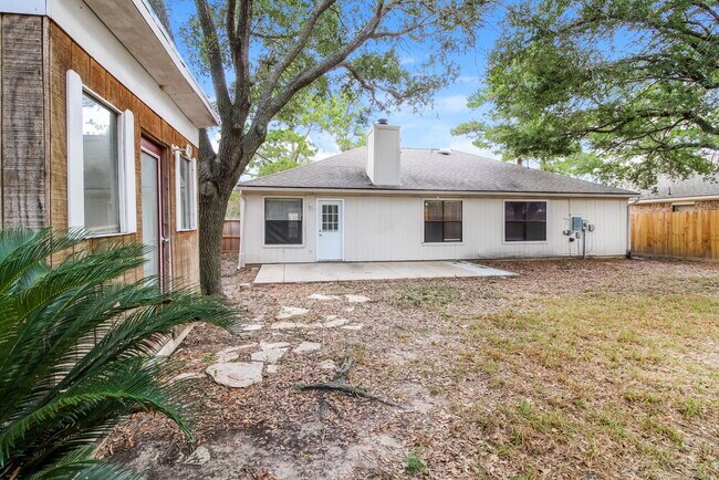 Building Photo - 17911 Poppy Trails Ln