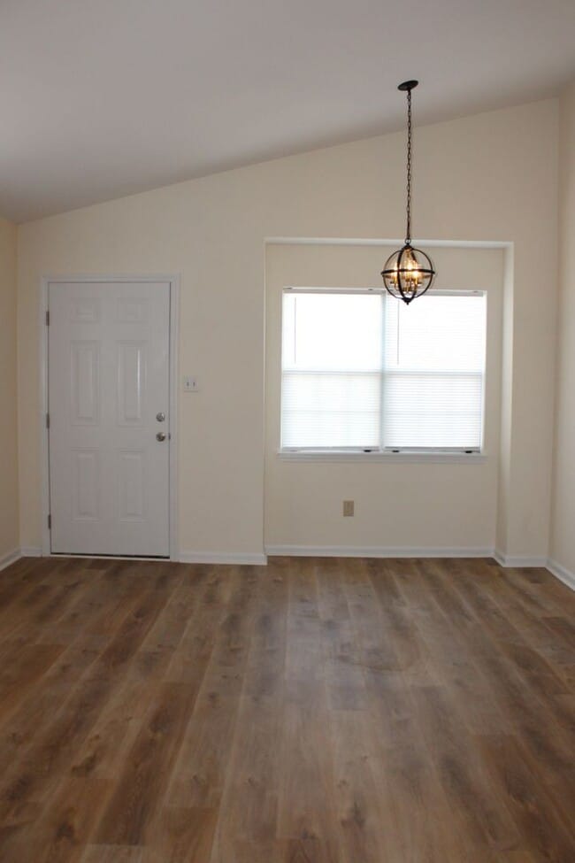 Building Photo - Charming & Cozy 2-Bedroom in the Heart of Havelock