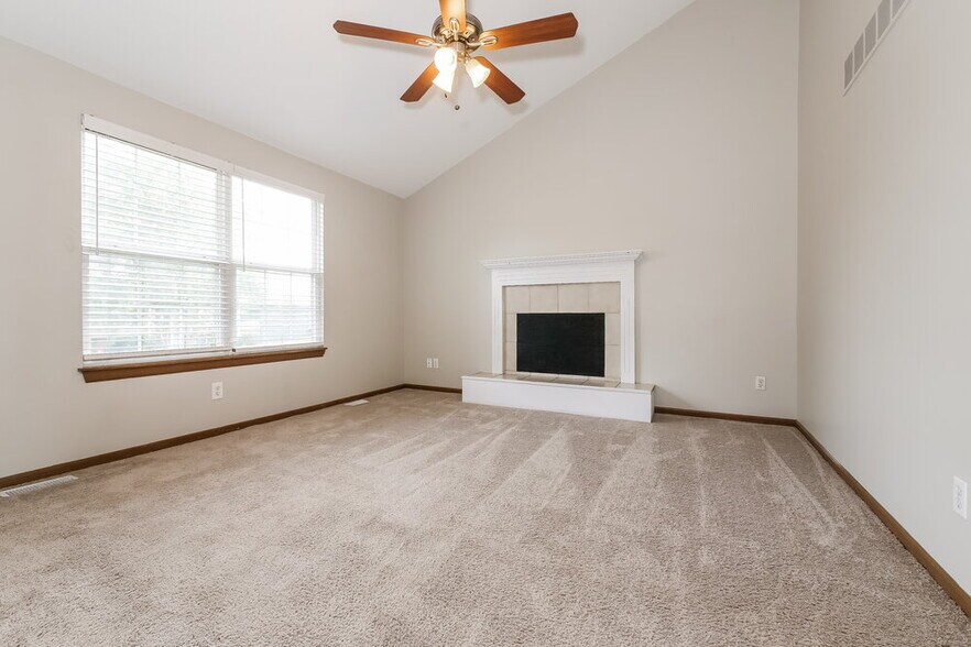 Building Photo - 3026 SW Shadow Brook Dr