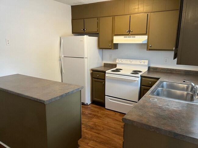 Building Photo - Beautiful 3bd/2ba home ready to rent