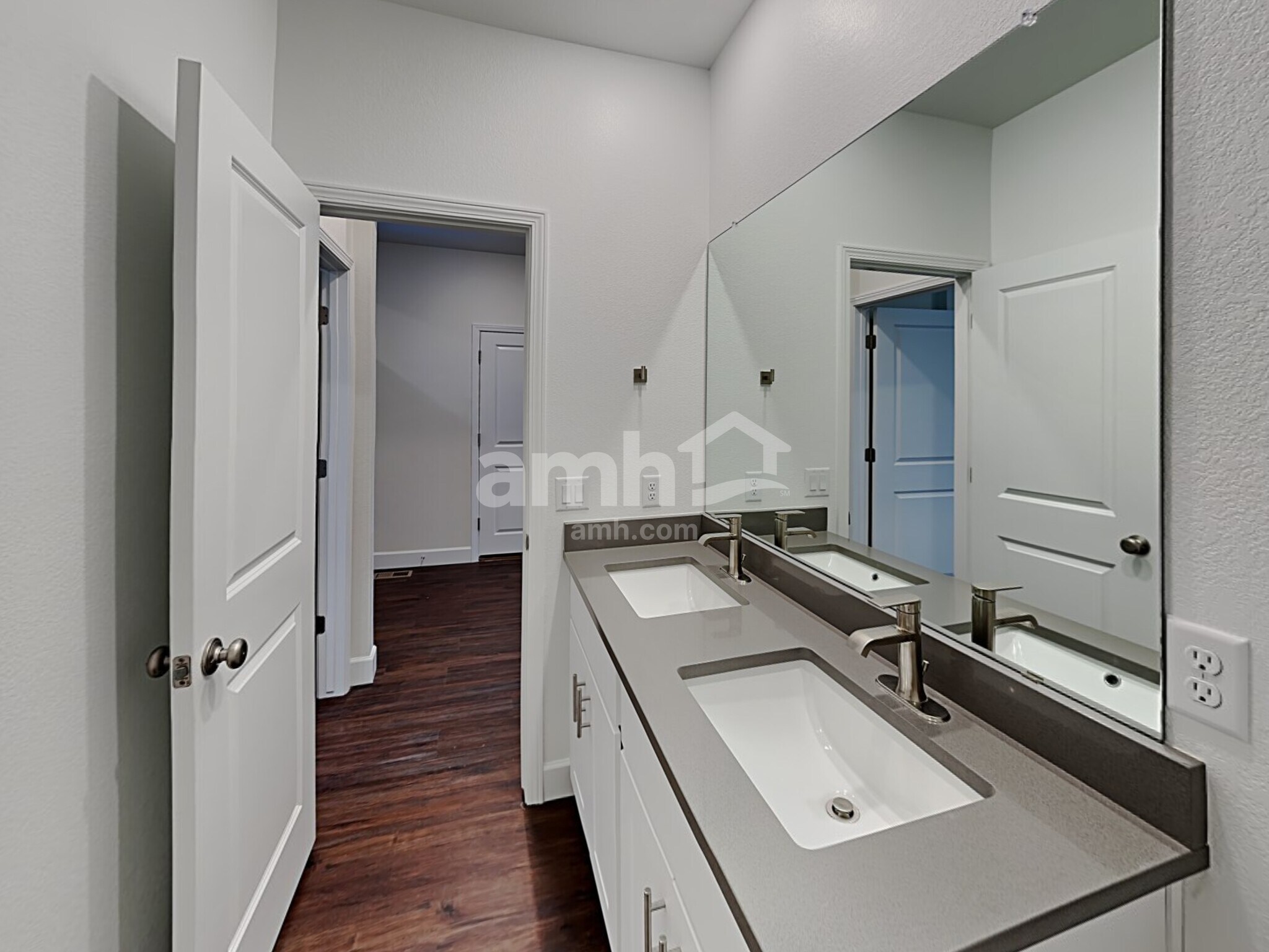 Building Photo - 15072 W 82nd Pl