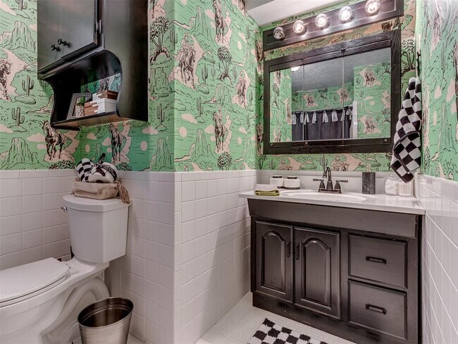 Building Photo - 2140 SE 44th St