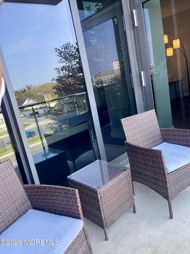 Building Photo - 30 Melrose Terrace