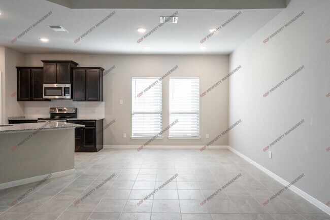 Building Photo - Belton ISD-4 Bed-2 Bath-Pet Friendly-Refri...