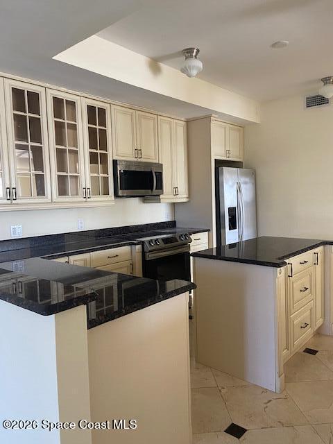 Building Photo - 2240 Front St