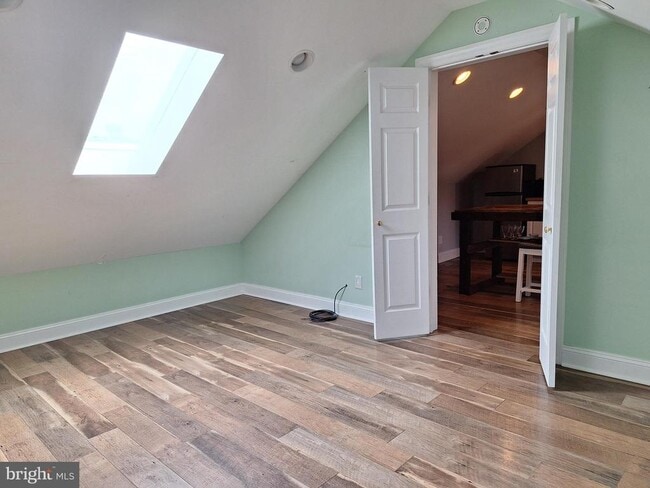 Building Photo - 9078 Knoll Run Ln