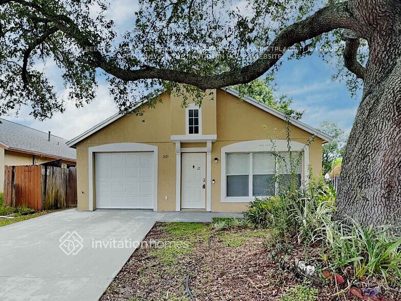 Primary Photo - 1401 Brookebridge Dr