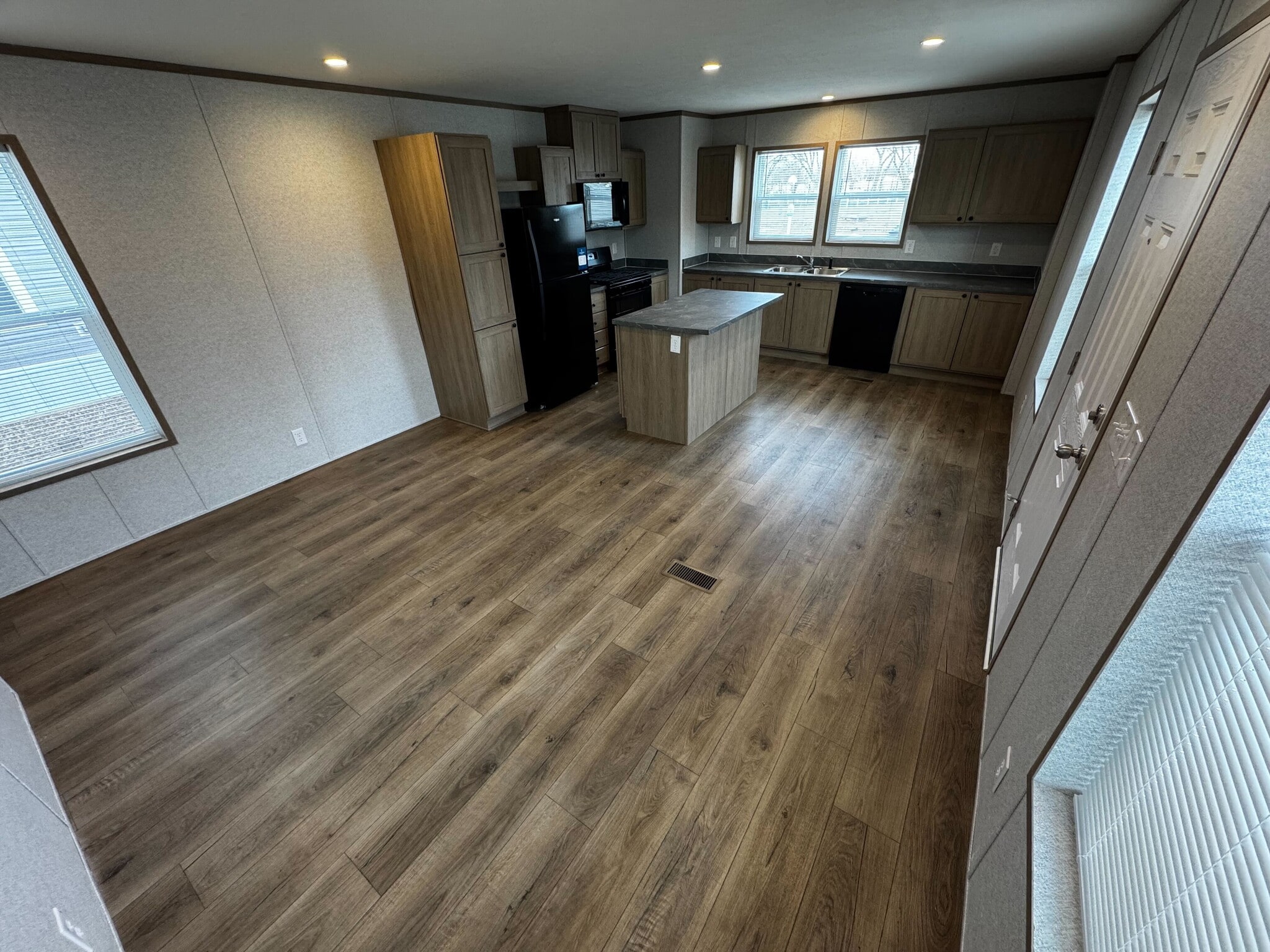 Building Photo - 3510 N 9th St